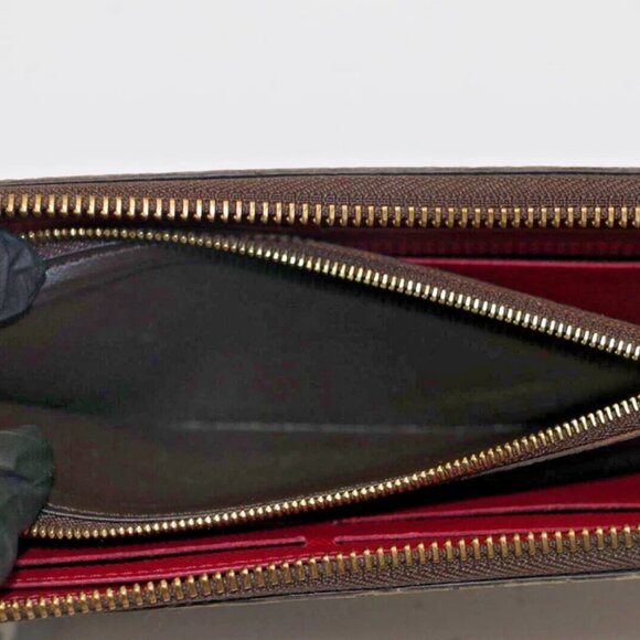 Louis Vuitton Clémence Monogram Women's Wallet - Fuchsia - Picture 10 of 16